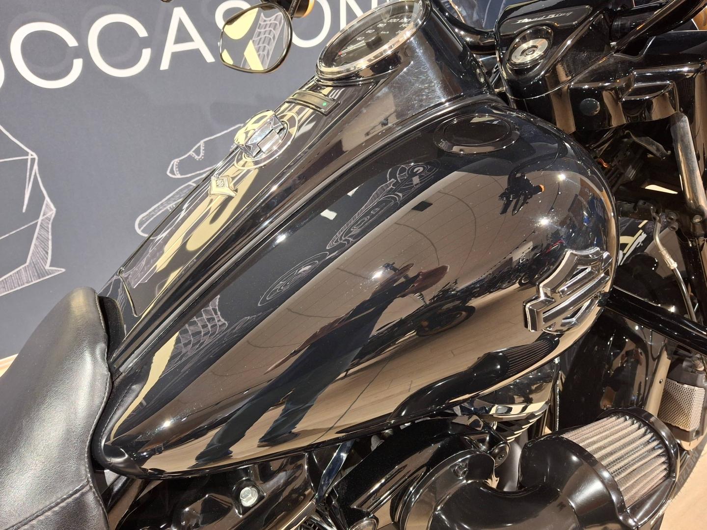 Image HARLEY-DAVIDSON Road King Special Road King Special 1868 Noir 2019