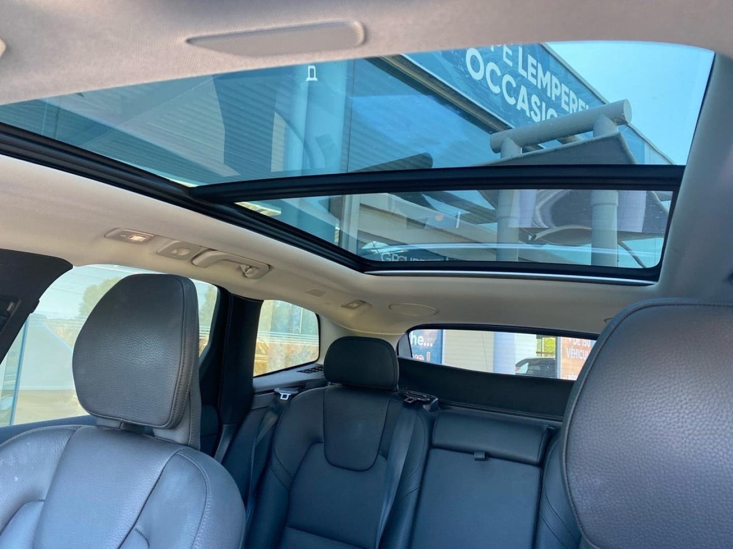 Image VOLVO XC60 T6 Hybride Rechargeable 253 + 145ch Ultra Style Dark Geartronic 8 AWD