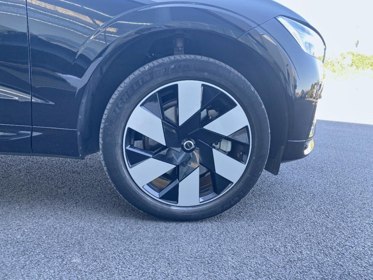 Image VOLVO XC60 T6 Hybride Rechargeable 253 + 145ch Ultra Style Dark Geartronic 8 AWD