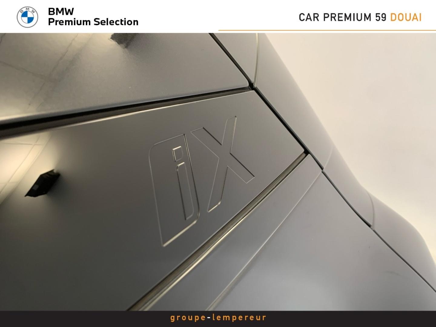 Image BMW iX xDrive40 326ch