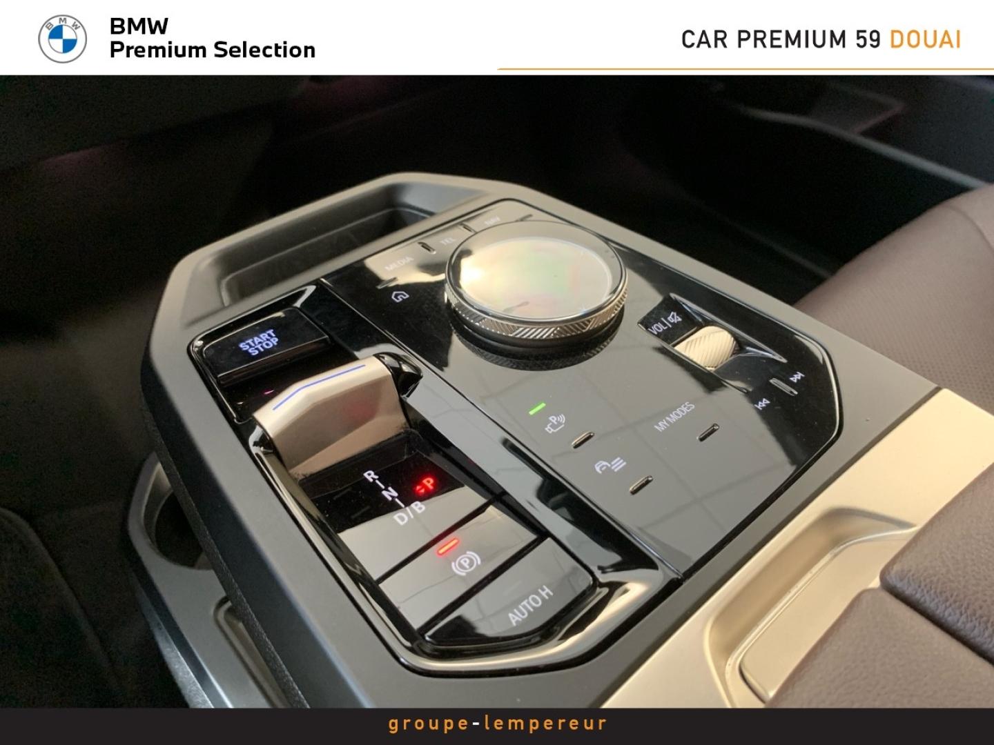 Image BMW iX xDrive40 326ch