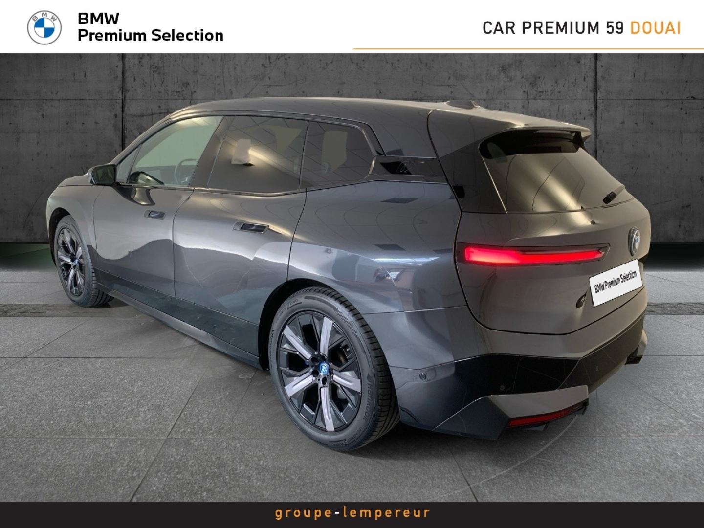 Image BMW iX xDrive40 326ch