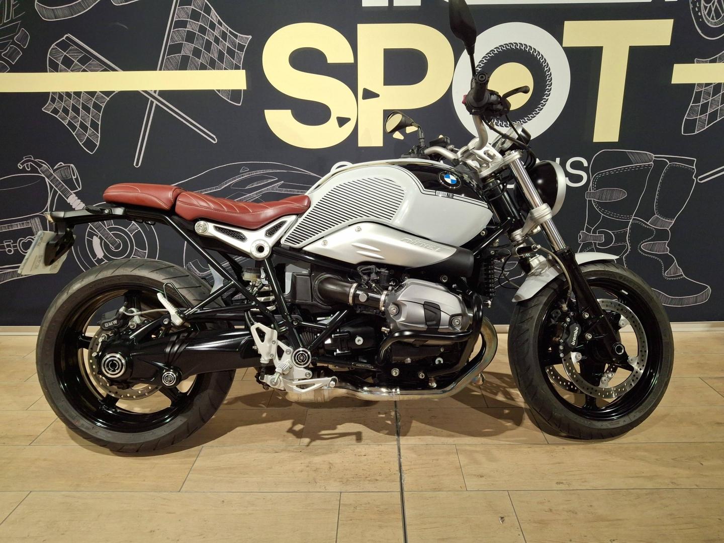 Image BMW R R 1200 NineT Pure