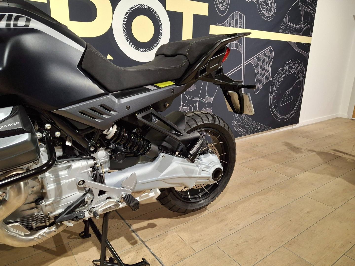 Image MOTO-GUZZI Stelvio Stelvio 1000 PFF Rider Assistance Solution