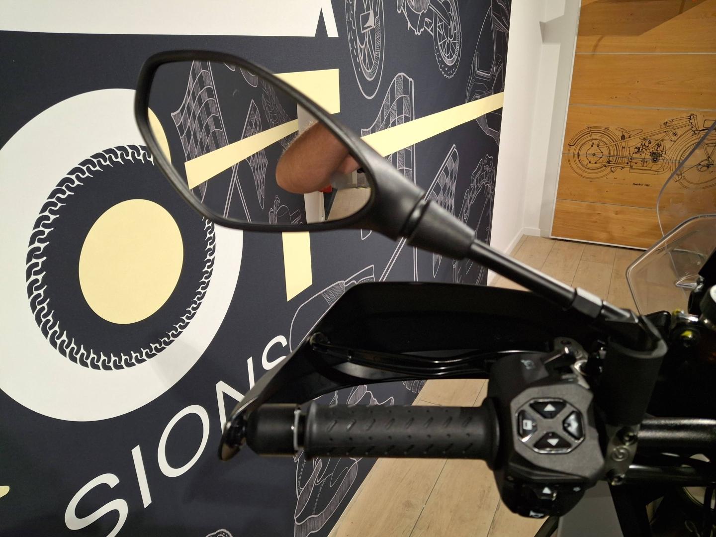 Image MOTO-GUZZI Stelvio Stelvio 1000 PFF Rider Assistance Solution