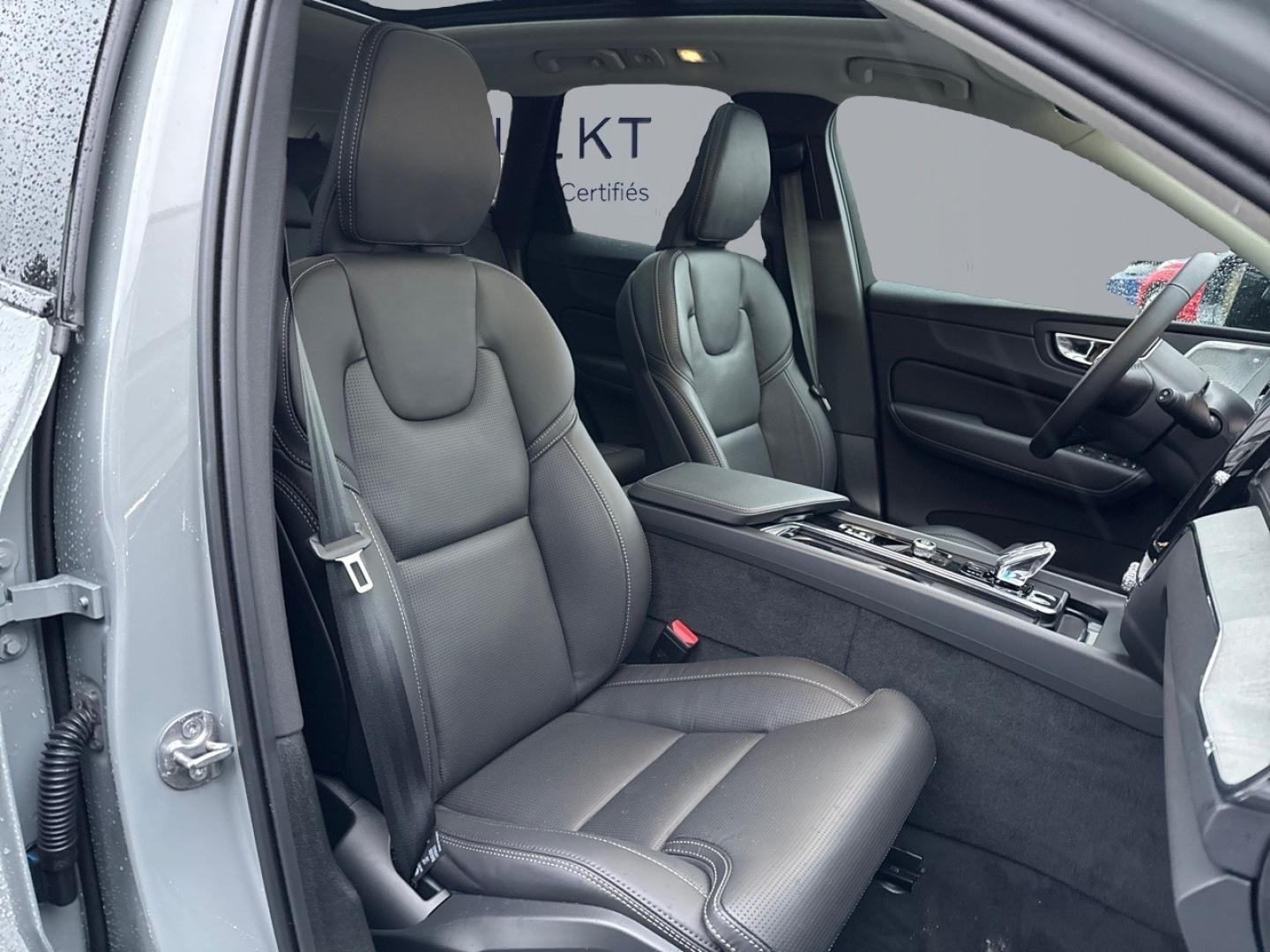 Image VOLVO XC60 T6 Hybride Rechargeable 350ch Ultra Style Dark Geartronic 8 AWD