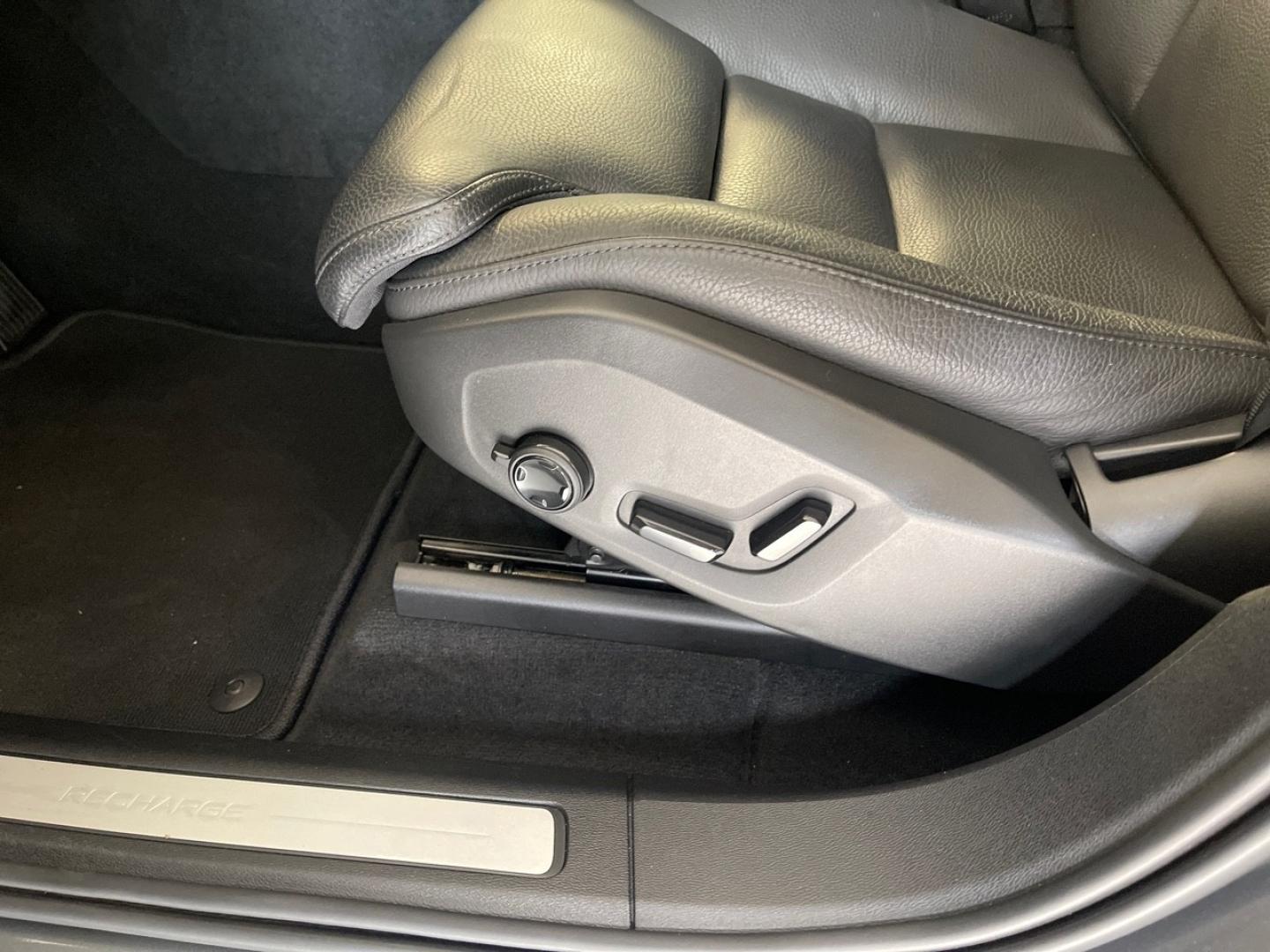 Image VOLVO XC60 T6 AWD 253 + 87ch Inscription Luxe Geartronic
