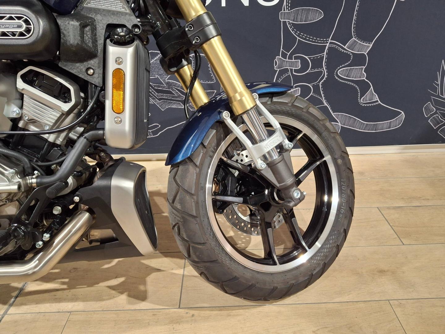 Image HYOSUNG GV 125 GVX