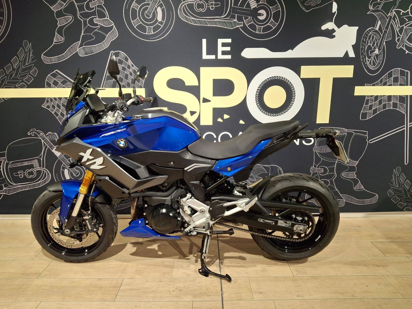 Photo BMW F F 900 XR