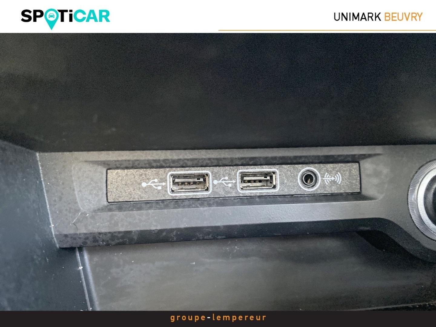 Image VOLKSWAGEN Touran 1.6 TDI 115ch FAP Connect 7 places Euro6d-T