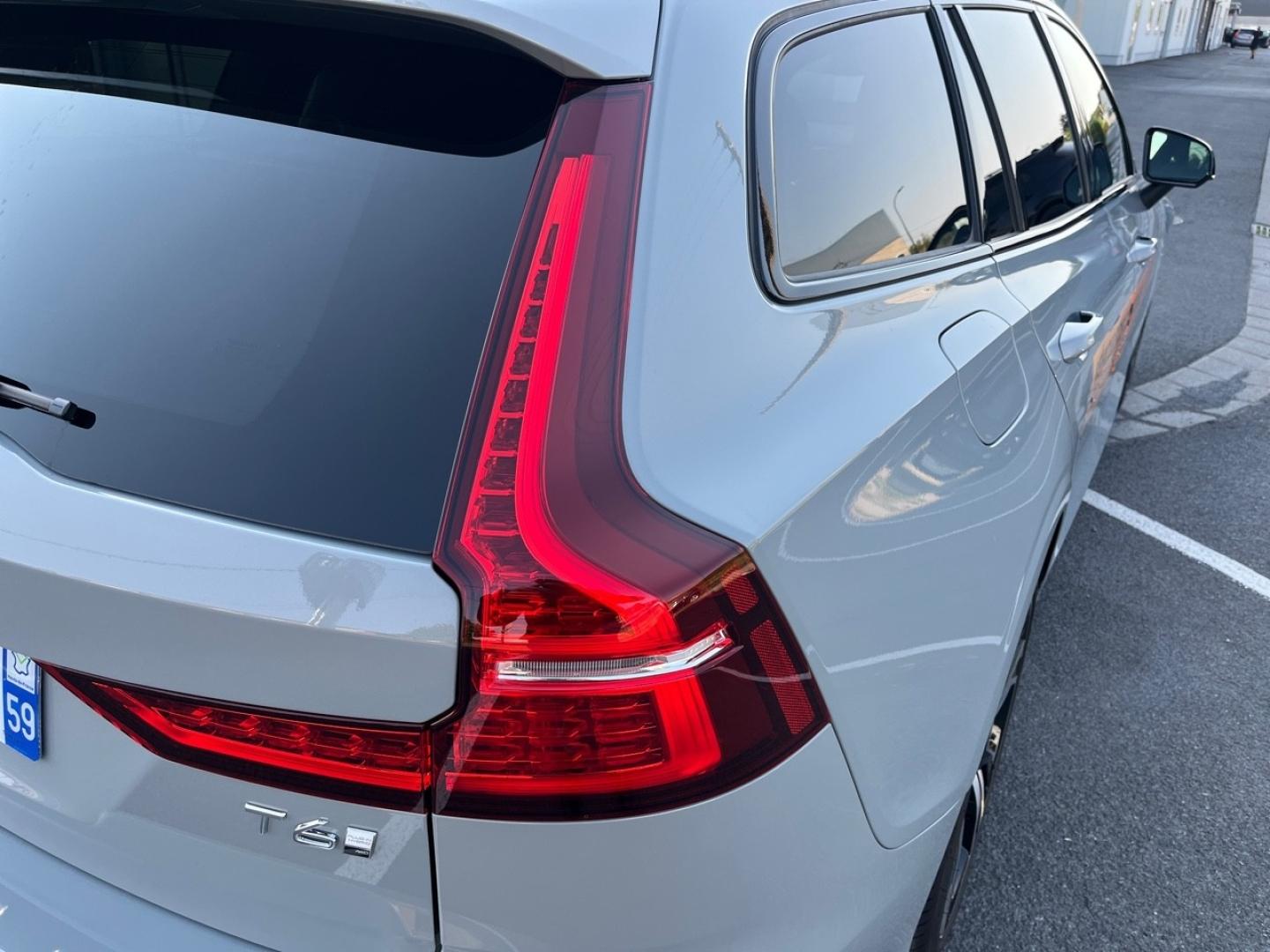 Image VOLVO V60 T6 AWD 253+145ch Plus Style Dark Geartronic 8