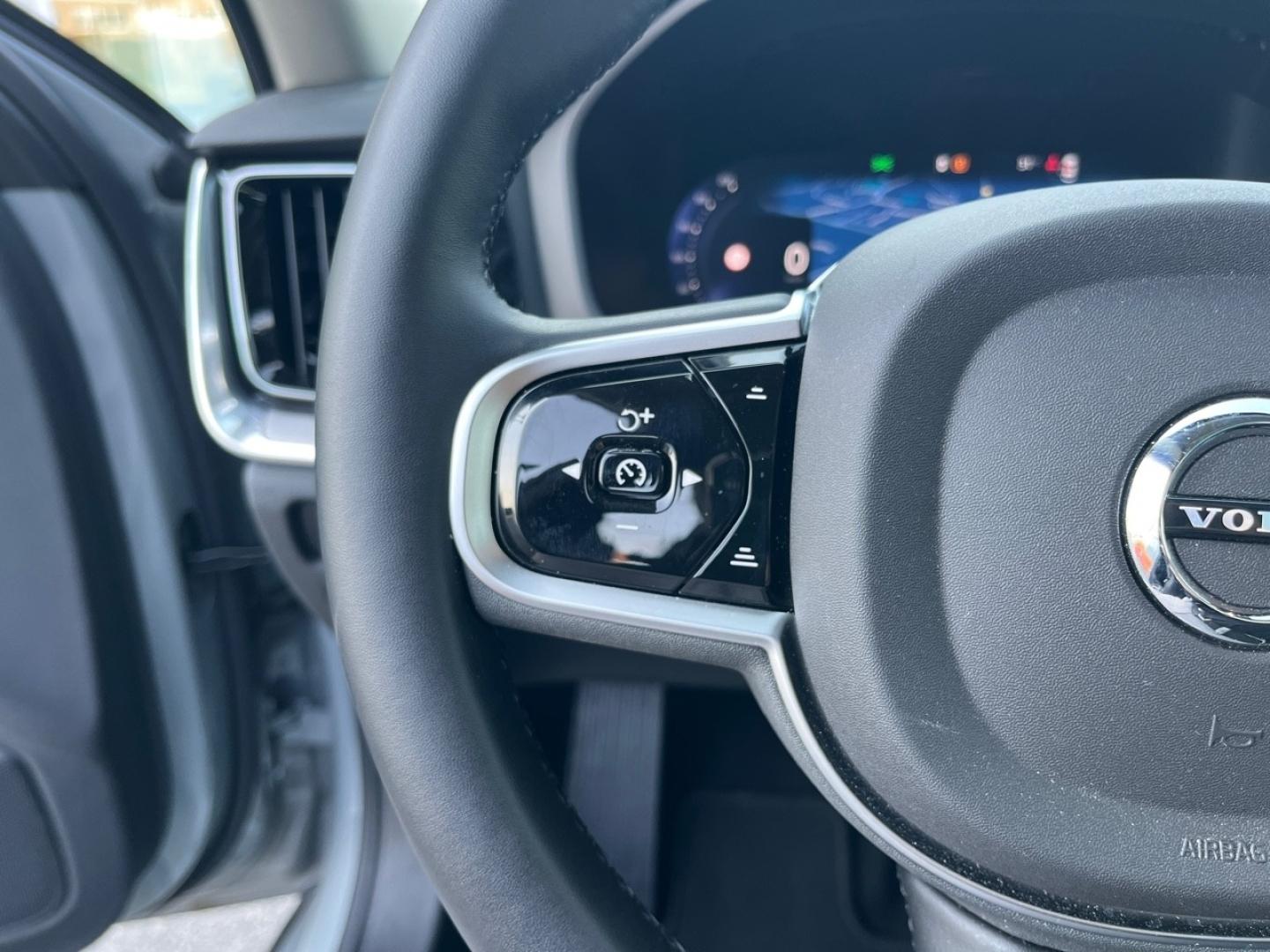 Image VOLVO V60 T6 AWD 253+145ch Plus Style Dark Geartronic 8