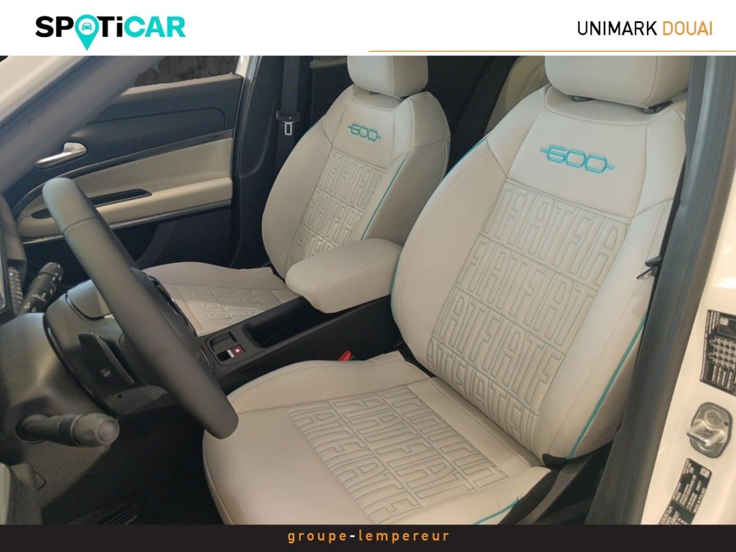 Image FIAT 600 1.2 Hybrid Turbo 145ch La Prima eDCT6