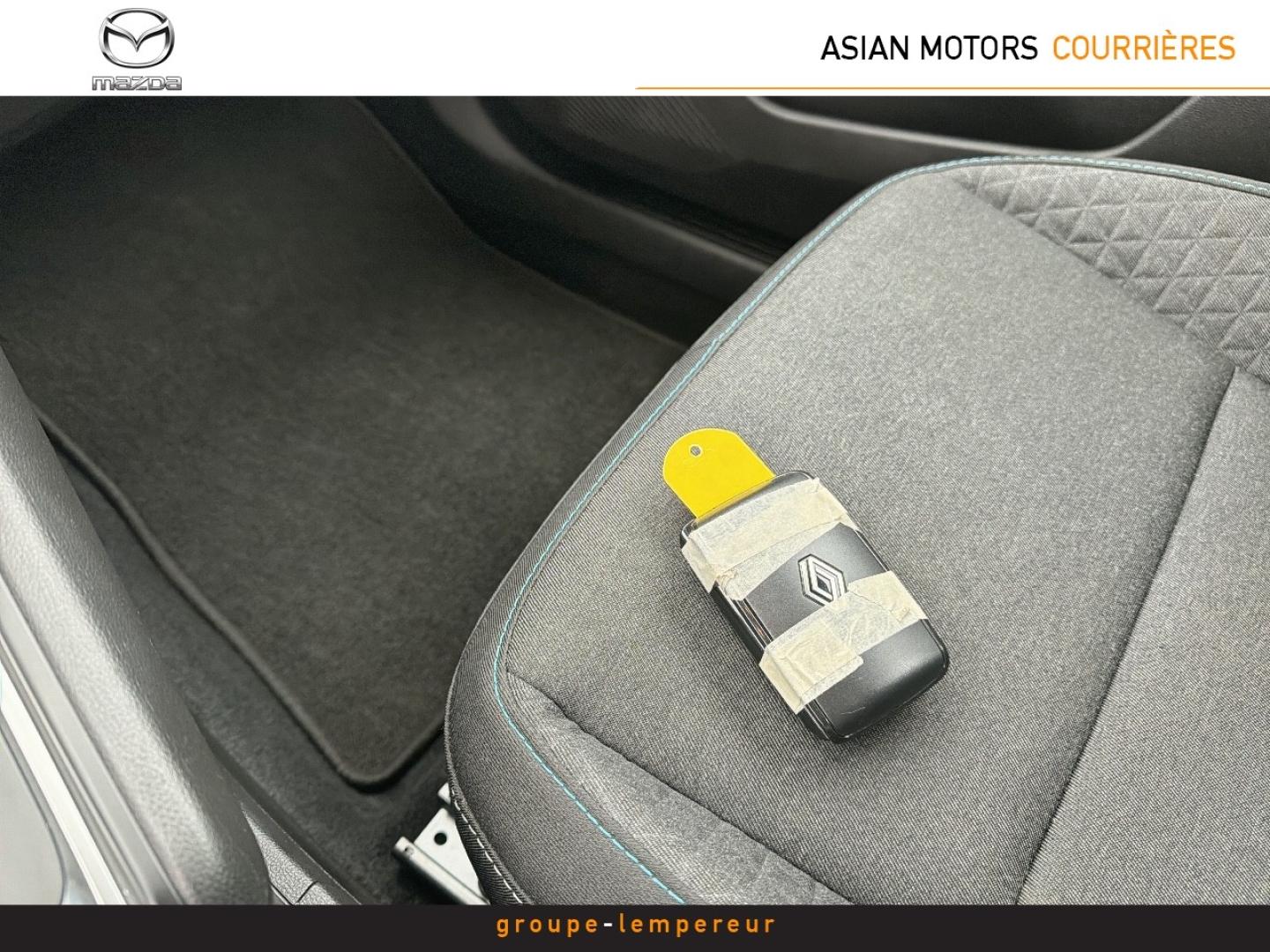 Image RENAULT Captur 1.6 E-Tech hybride 145ch Evolution