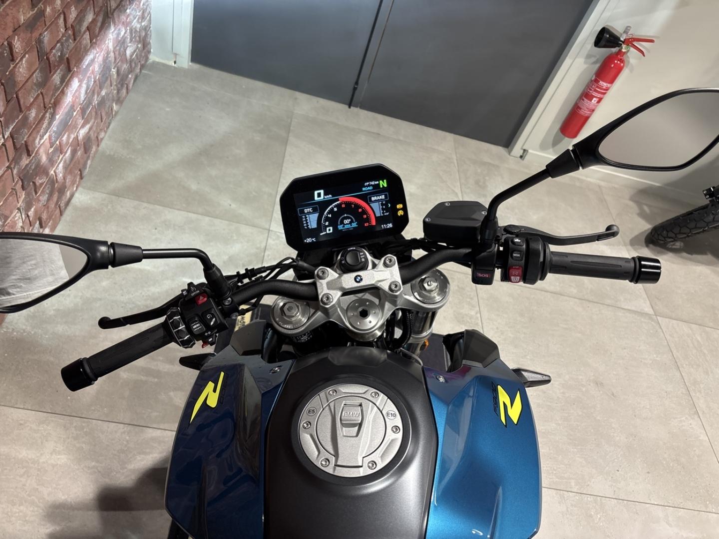 Image BMW F F 900 R A2 2025