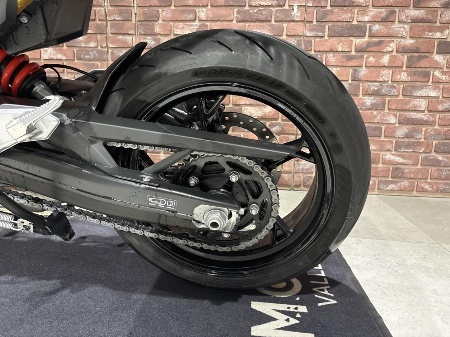Image BMW F F 900 R A2 2025