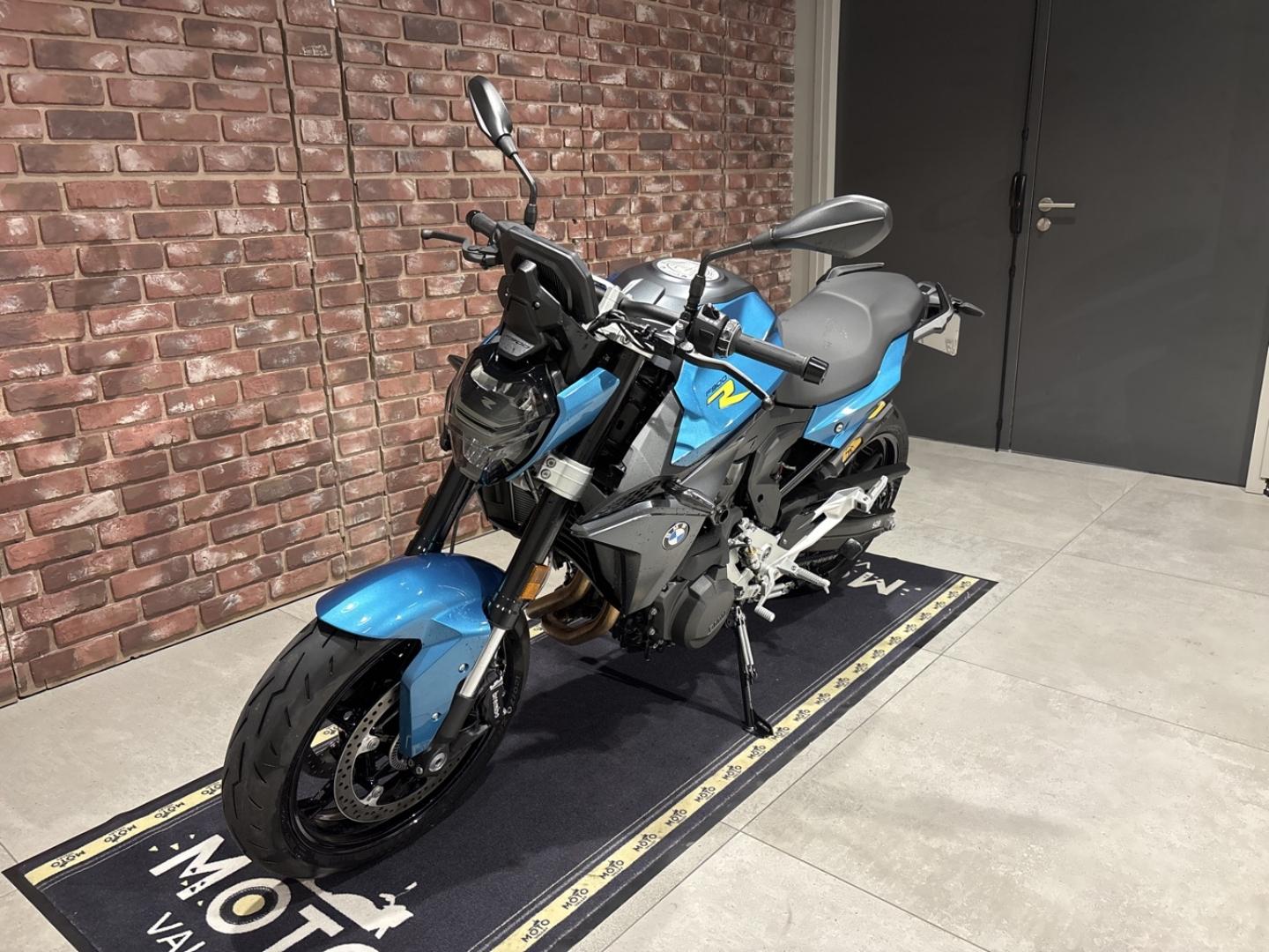 Image BMW F F 900 R A2 2025