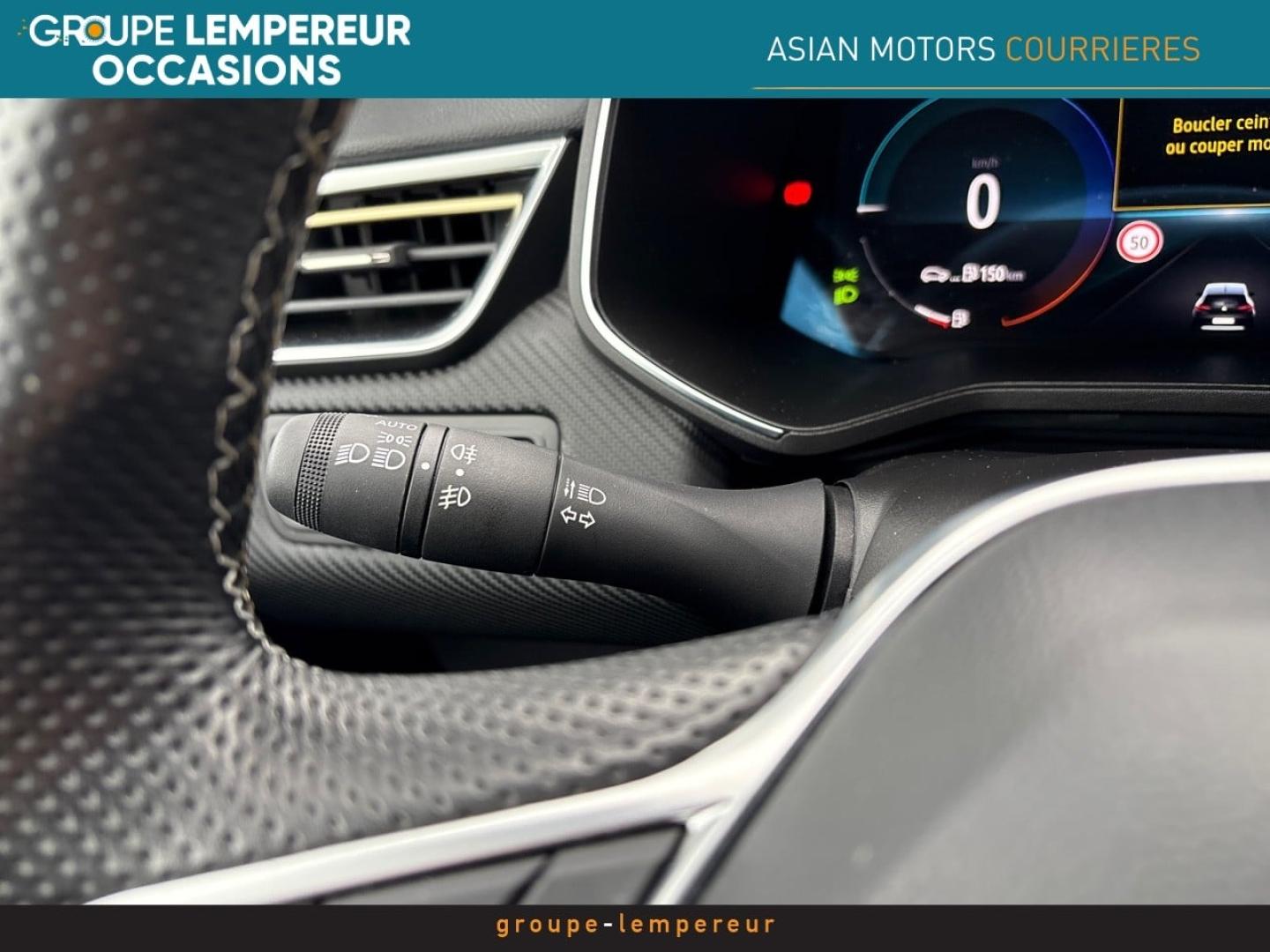 Image RENAULT Clio 1.6 E-Tech hybride 145ch Engineered