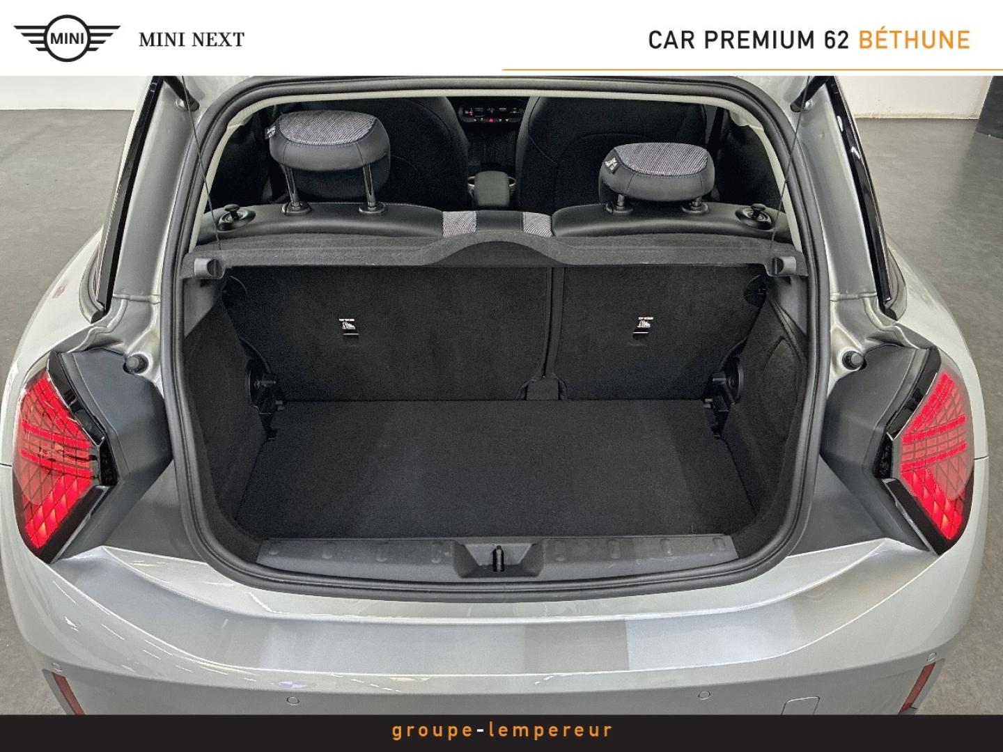 Image MINI Cooper 3 Portes C 156ch Classic DKG7