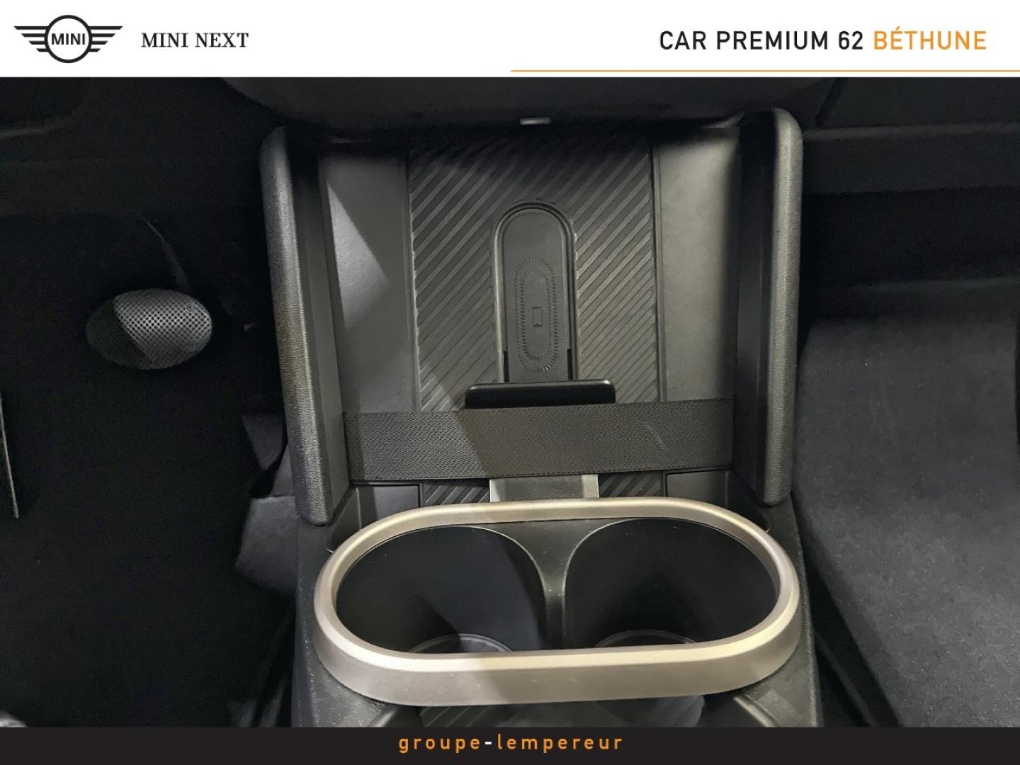 Image MINI Cooper 3 Portes C 156ch Classic DKG7