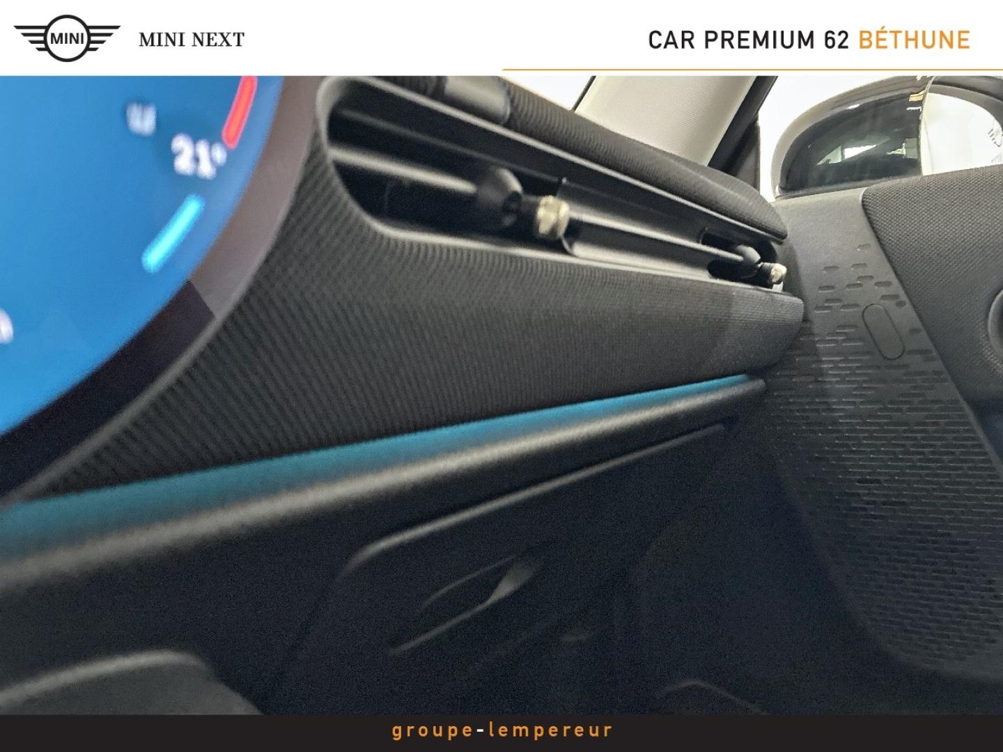 Image MINI Cooper 3 Portes C 156ch Classic DKG7
