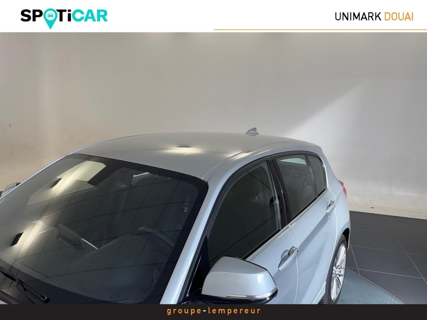 Image BMW Série 1 116dA 116ch UrbanChic 5p Euro6c