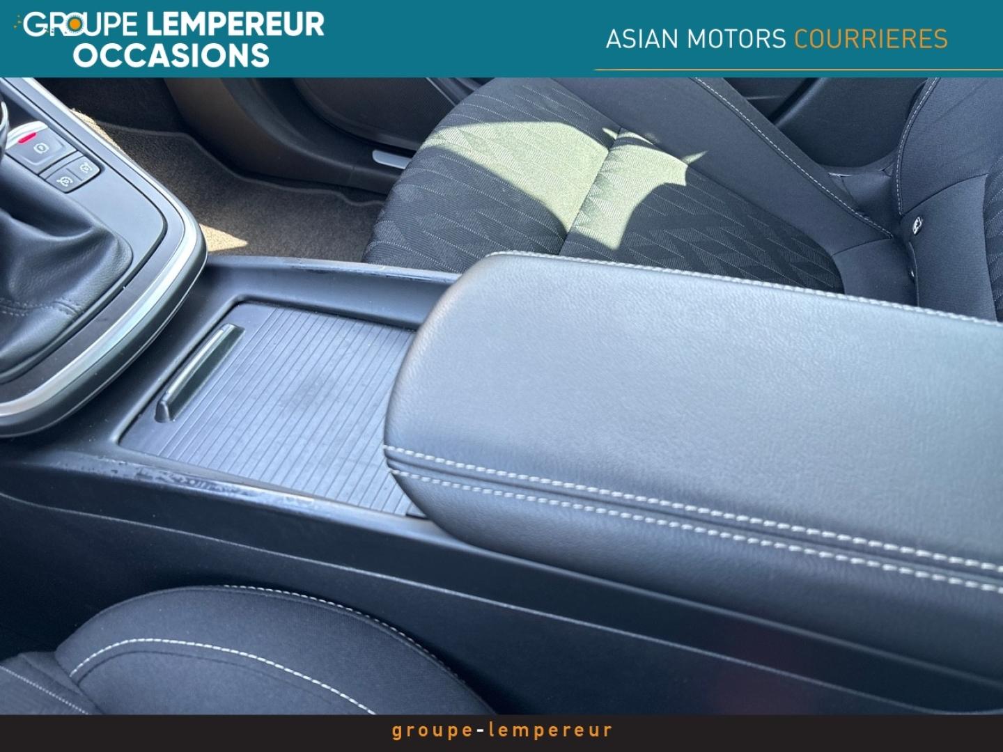 Image RENAULT Scenic 1.7 Blue dCi 120ch Limited - 21