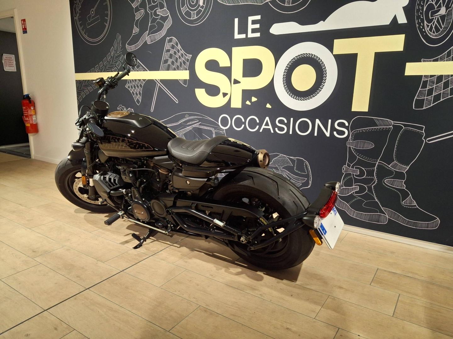 Image HARLEY-DAVIDSON Softail Standard 1250 SPORTSTER S