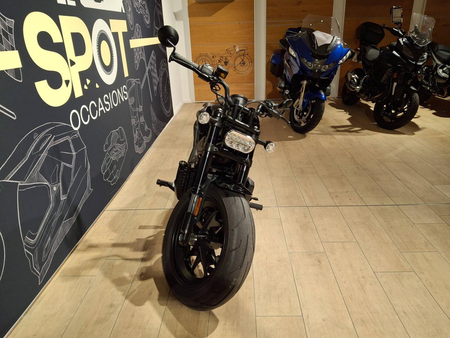 Image HARLEY-DAVIDSON Softail Standard 1250 SPORTSTER S