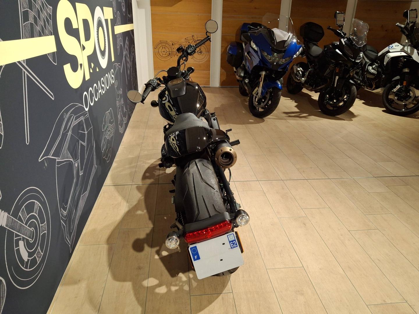 Image HARLEY-DAVIDSON Softail Standard 1250 SPORTSTER S