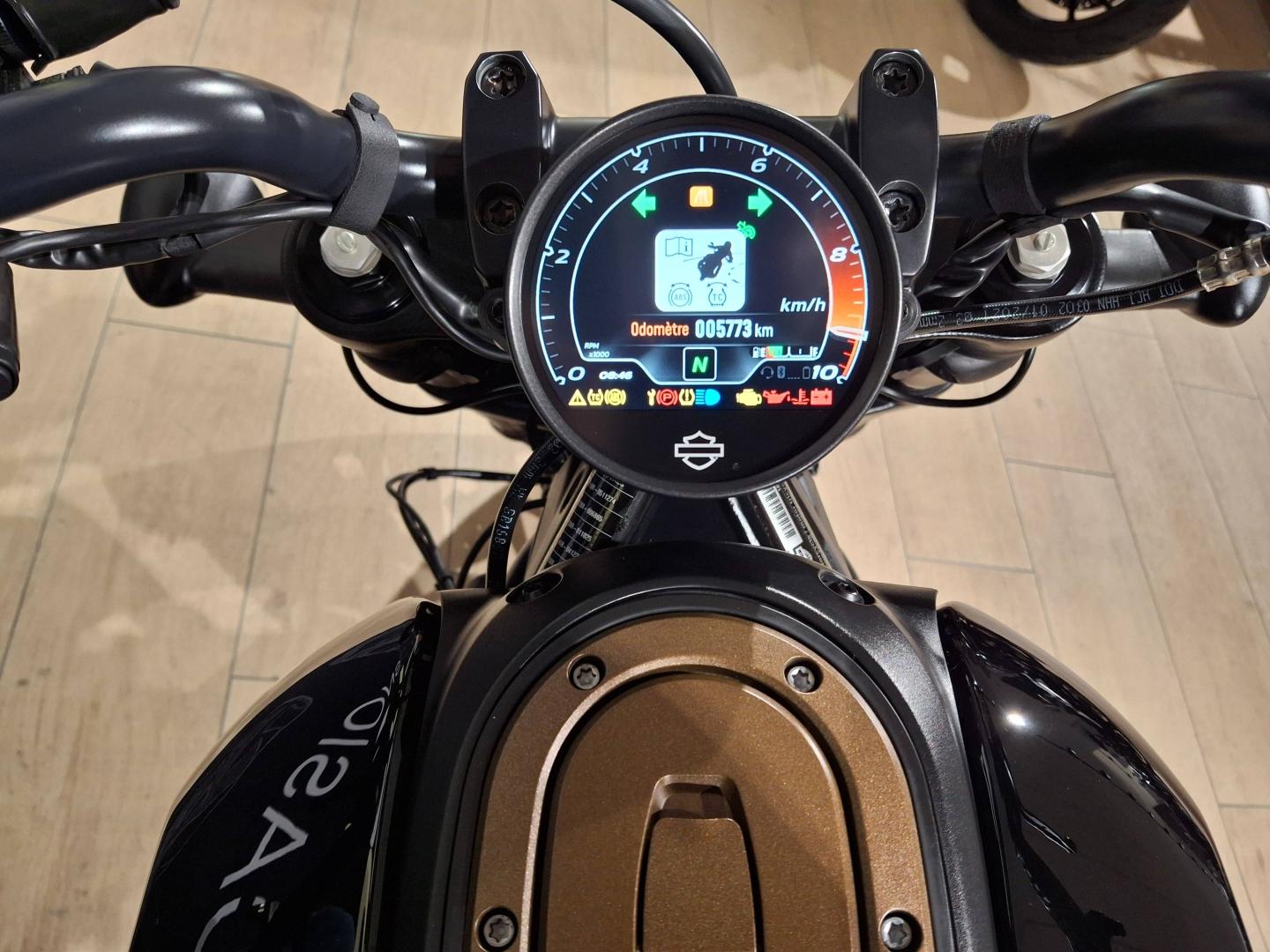 Image HARLEY-DAVIDSON Softail Standard 1250 SPORTSTER S
