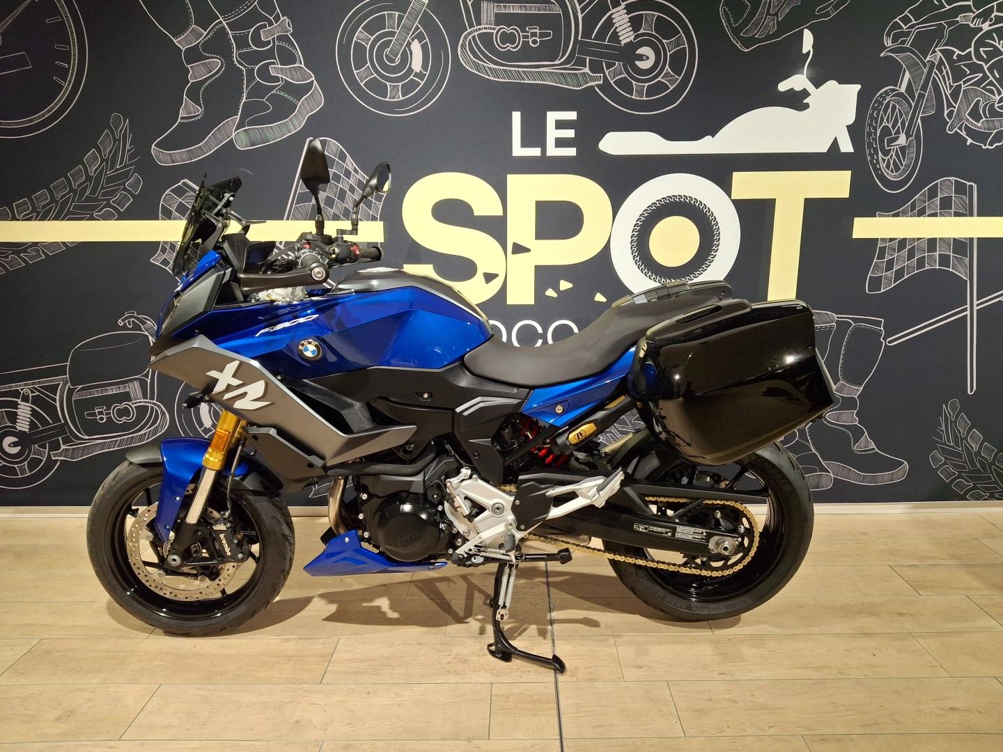 Photo BMW F F 900 XR