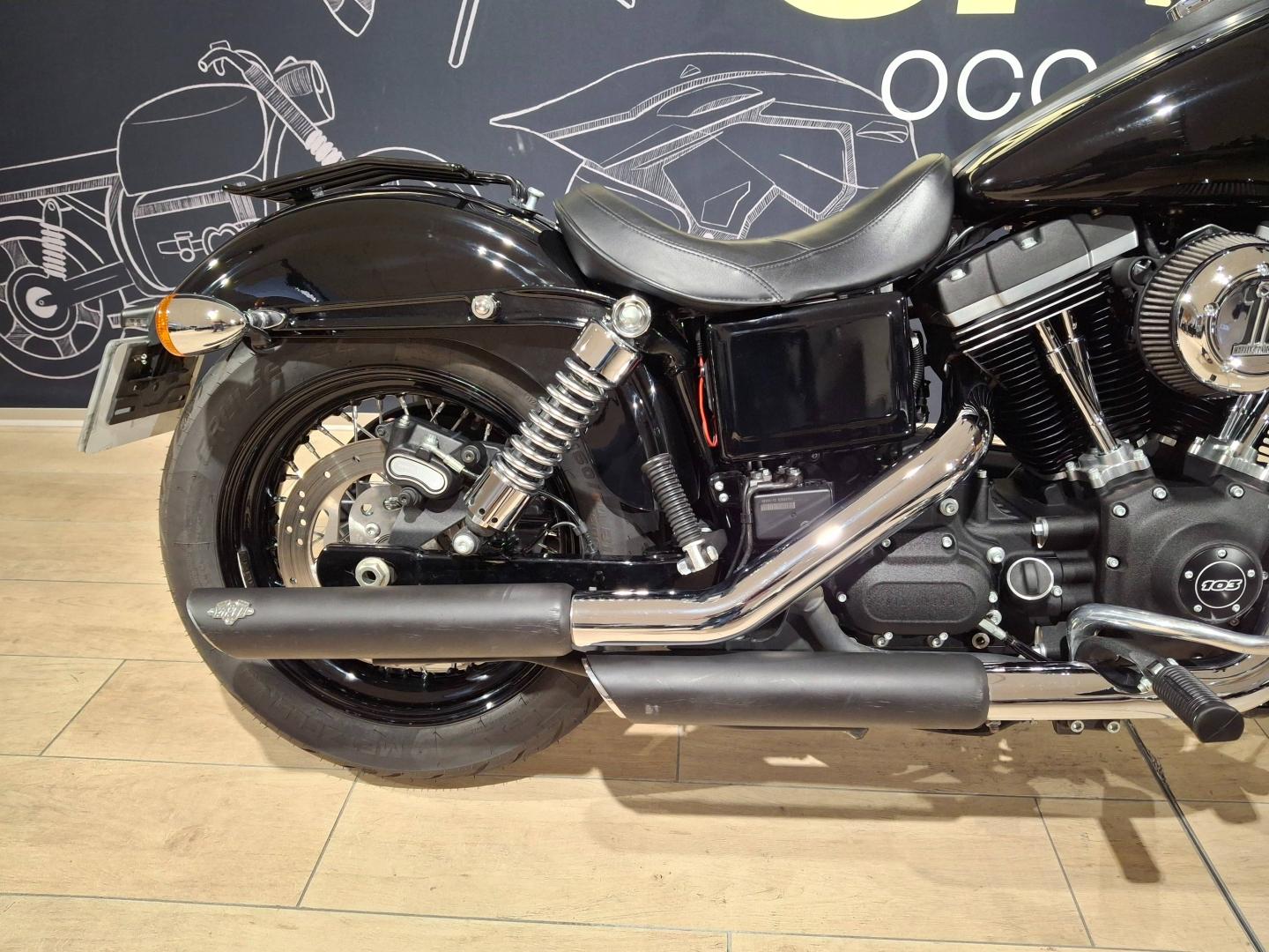 Image HARLEY-DAVIDSON Dyna Street Bob Dyna Street Bob 1690 Noir ABS 2017