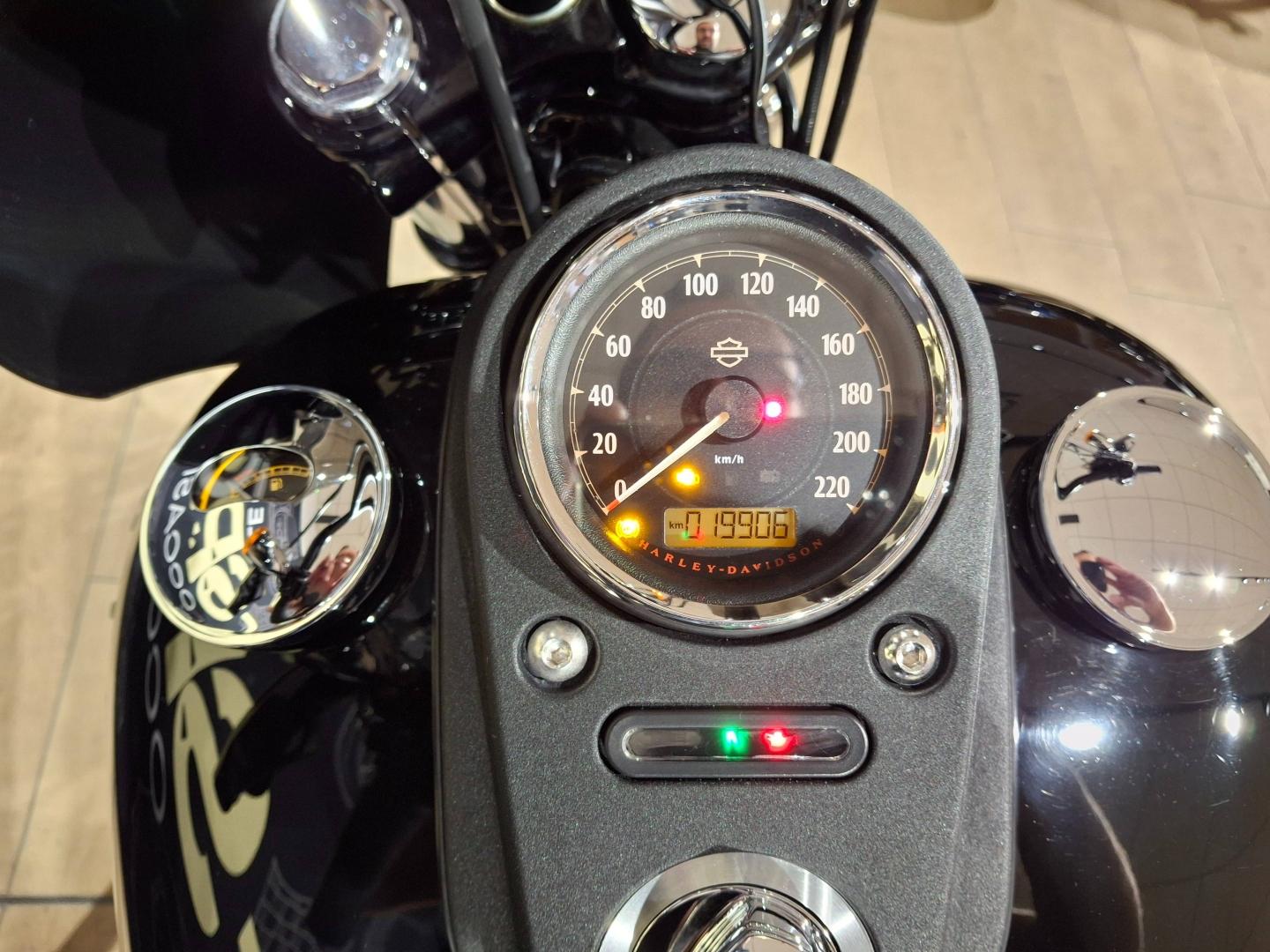Image HARLEY-DAVIDSON Dyna Street Bob Dyna Street Bob 1690 Noir ABS 2017