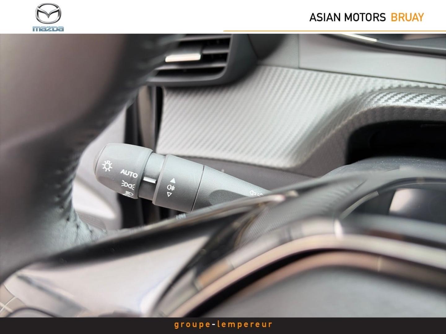 Image PEUGEOT 208 1.2 Hybrid 100ch Allure e-DCS6