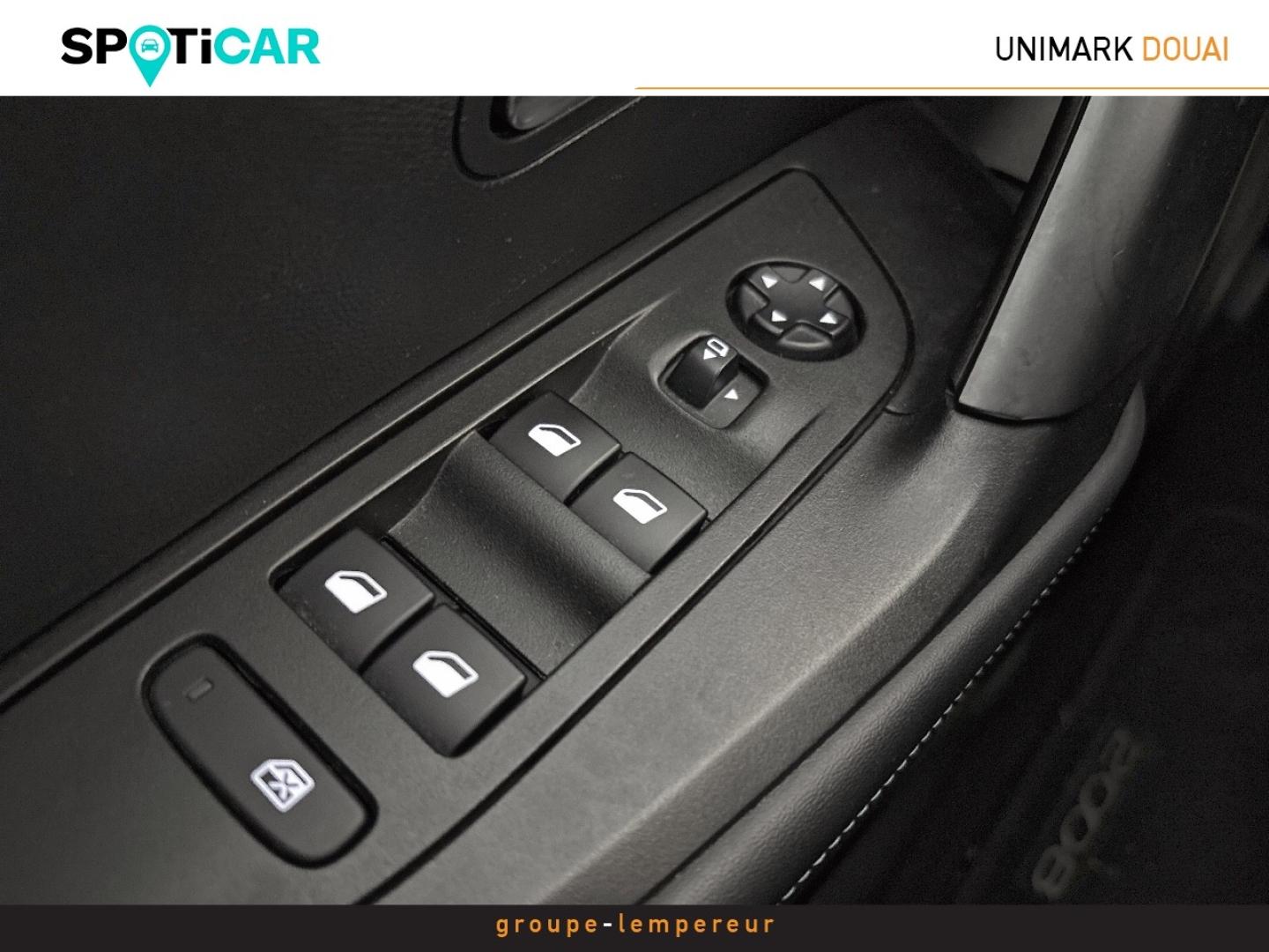 Image PEUGEOT 2008 1.2 PureTech 100ch S&S Allure