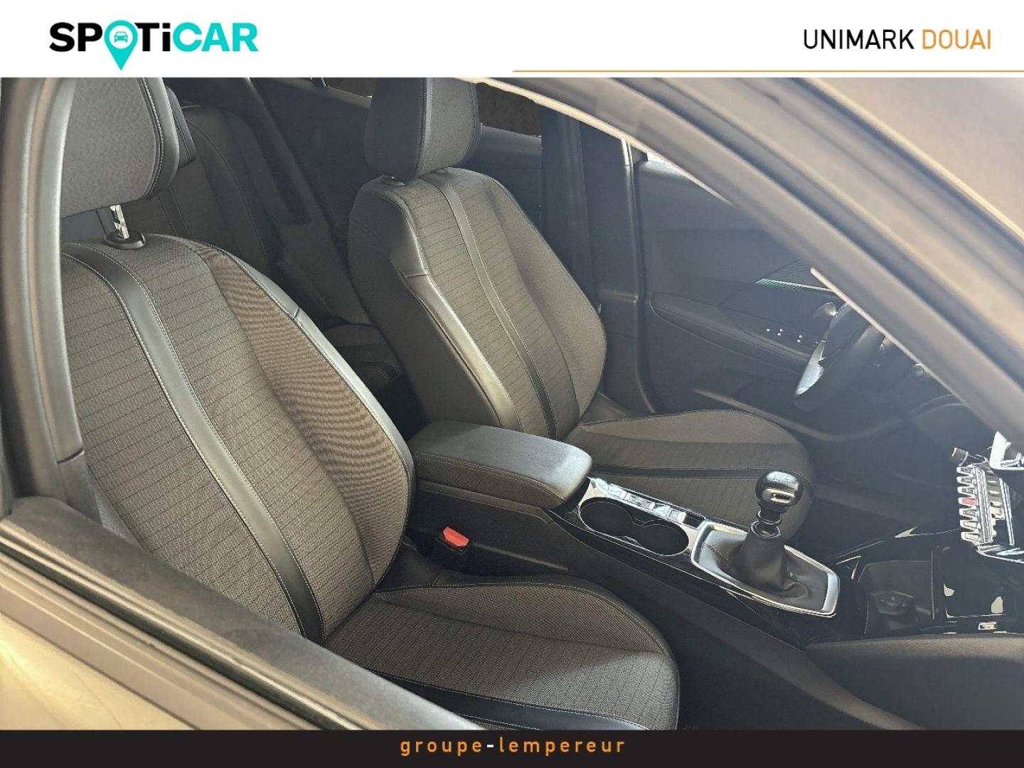 Image PEUGEOT 2008 1.2 PureTech 100ch S&S Allure