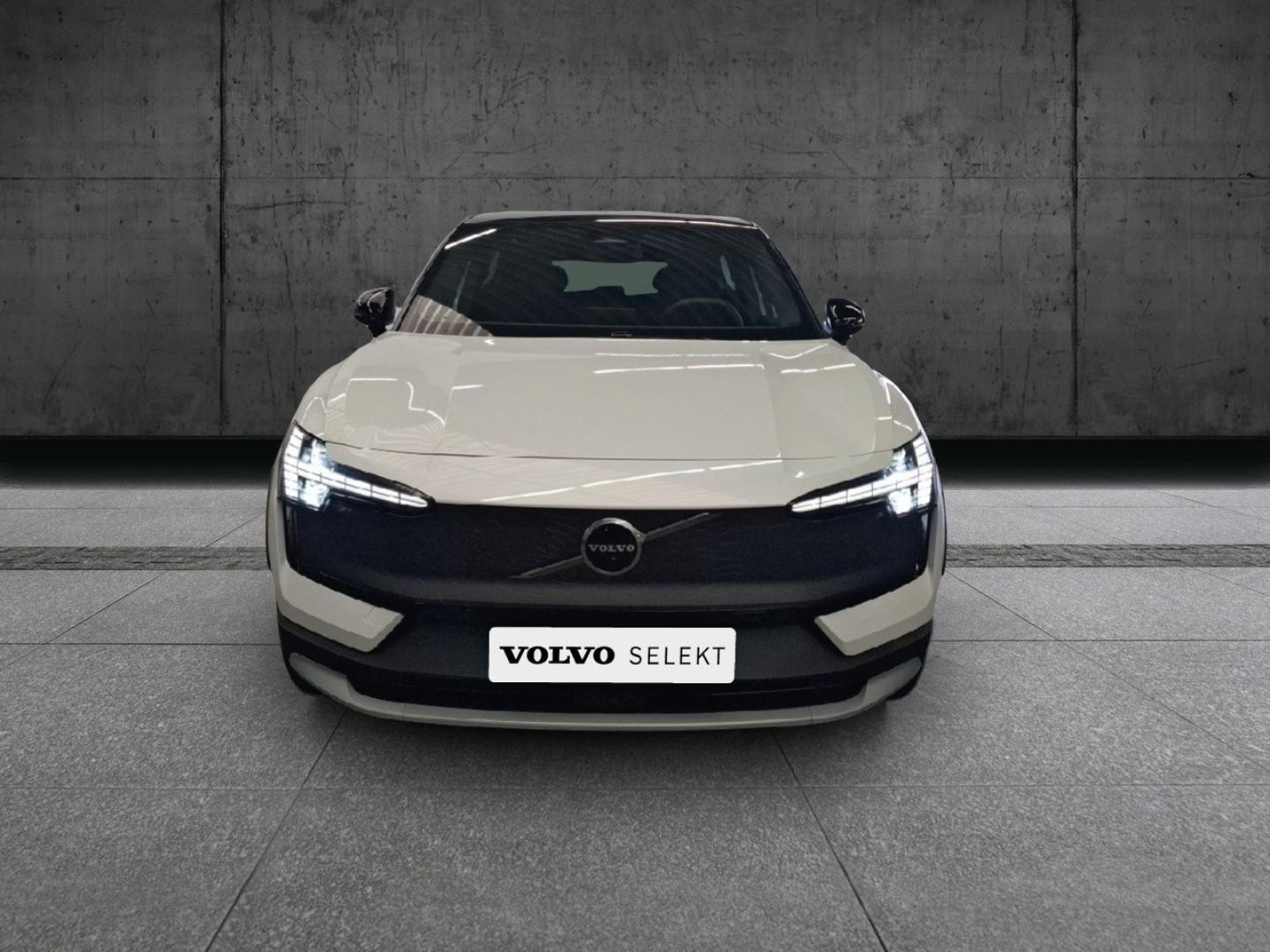 Image VOLVO EX30 Cross Country P5 Long Range 272ch 69kWh Ultra