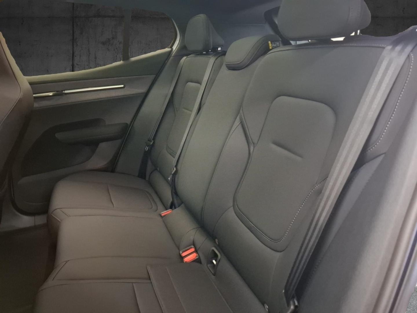 Image VOLVO EX30 Cross Country P5 Long Range 272ch 69kWh Ultra