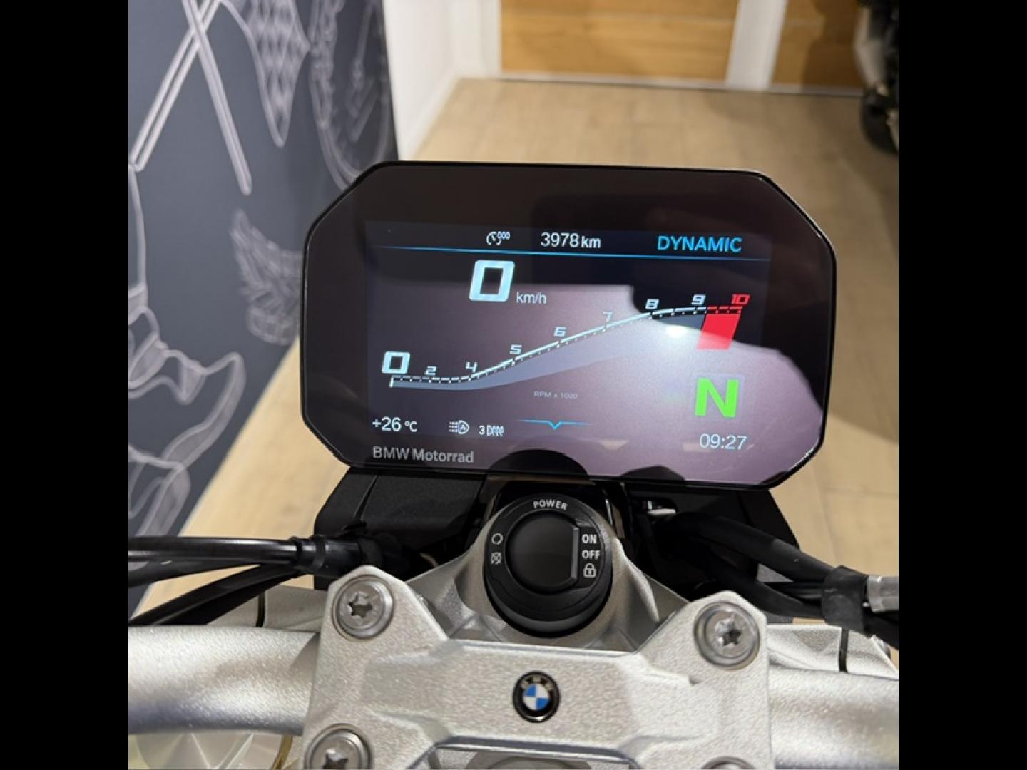 Image BMW F F 900 R A2