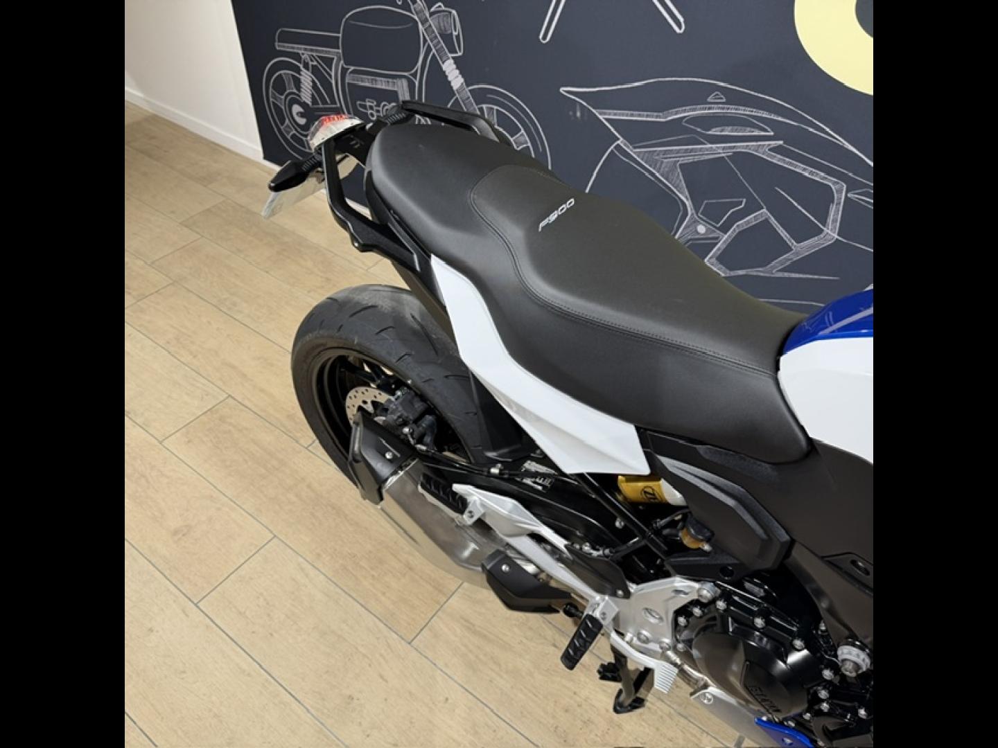 Image BMW F F 900 R A2