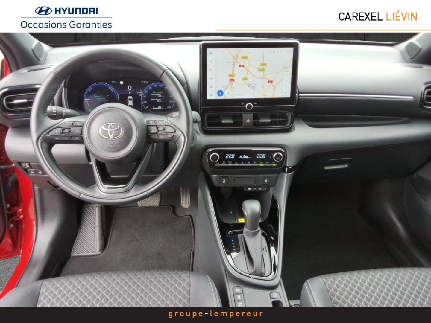 Image TOYOTA Yaris 116h Collection 5p MC24