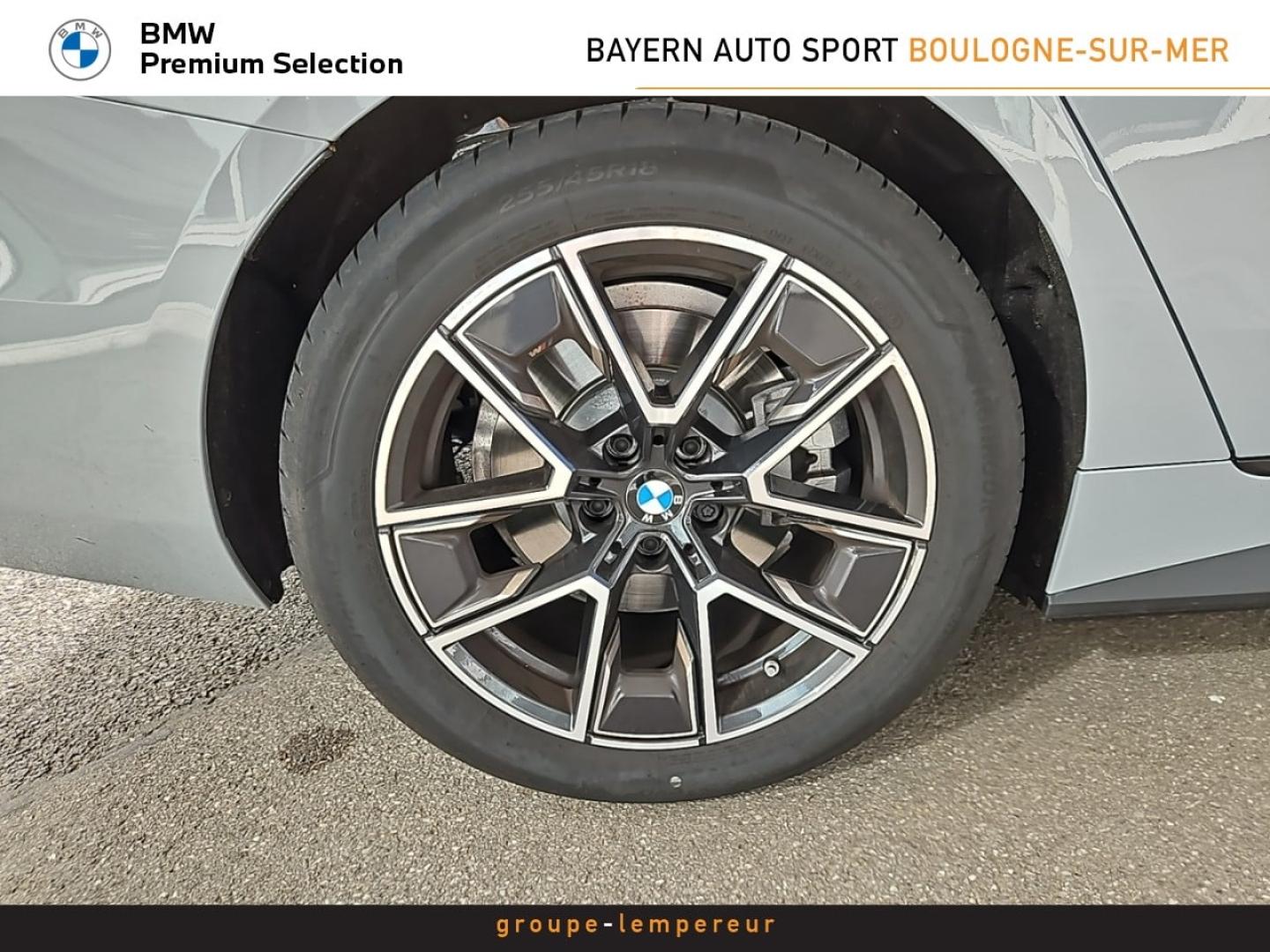 Image BMW i4 eDrive35 286ch M Sport
