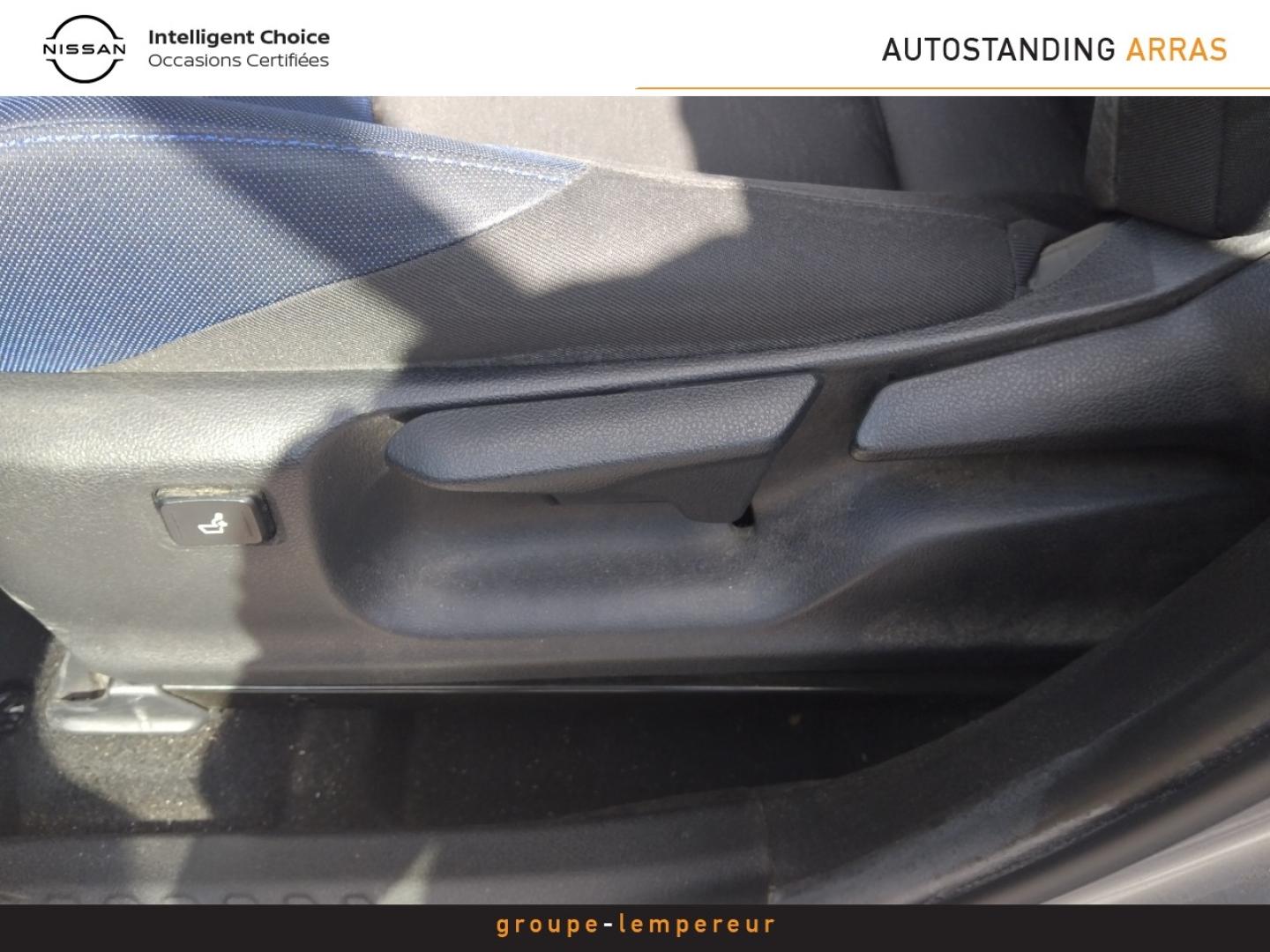 Image TOYOTA C-HR 122h Graphic 2WD E-CVT