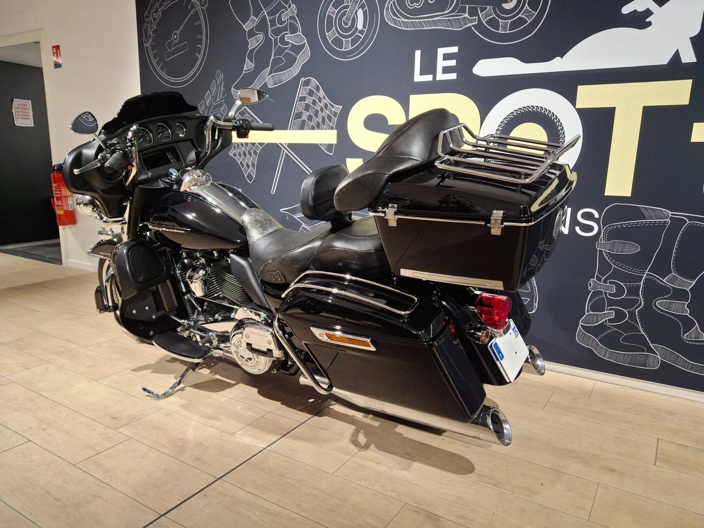 Image HARLEY-DAVIDSON Electra Glide Std Electra Glide Police 1745