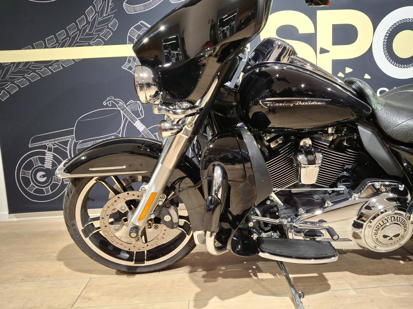 Image HARLEY-DAVIDSON Electra Glide Std Electra Glide Police 1745