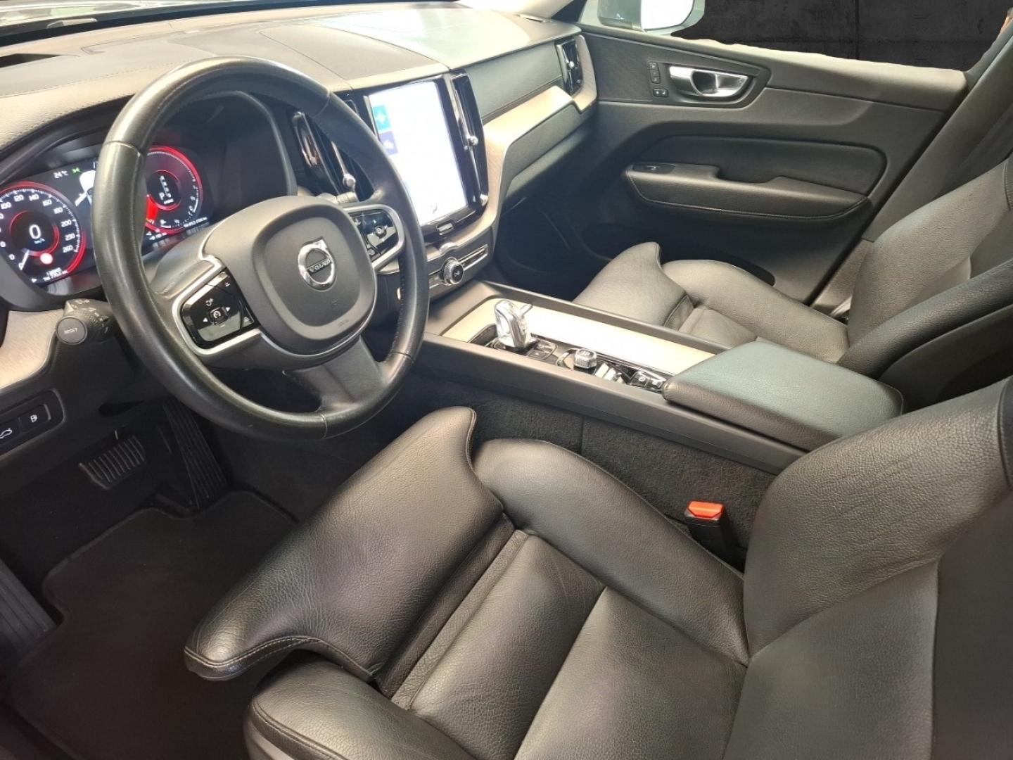 Image VOLVO XC60 T8 Twin Engine 303 + 87ch Inscription Luxe Geartronic