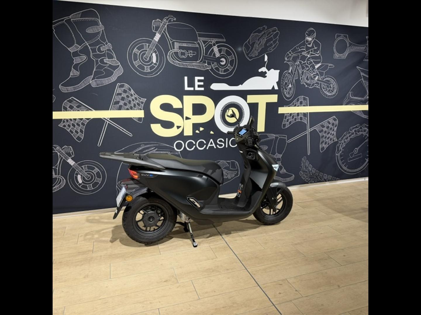 Image HONDA Cuv e