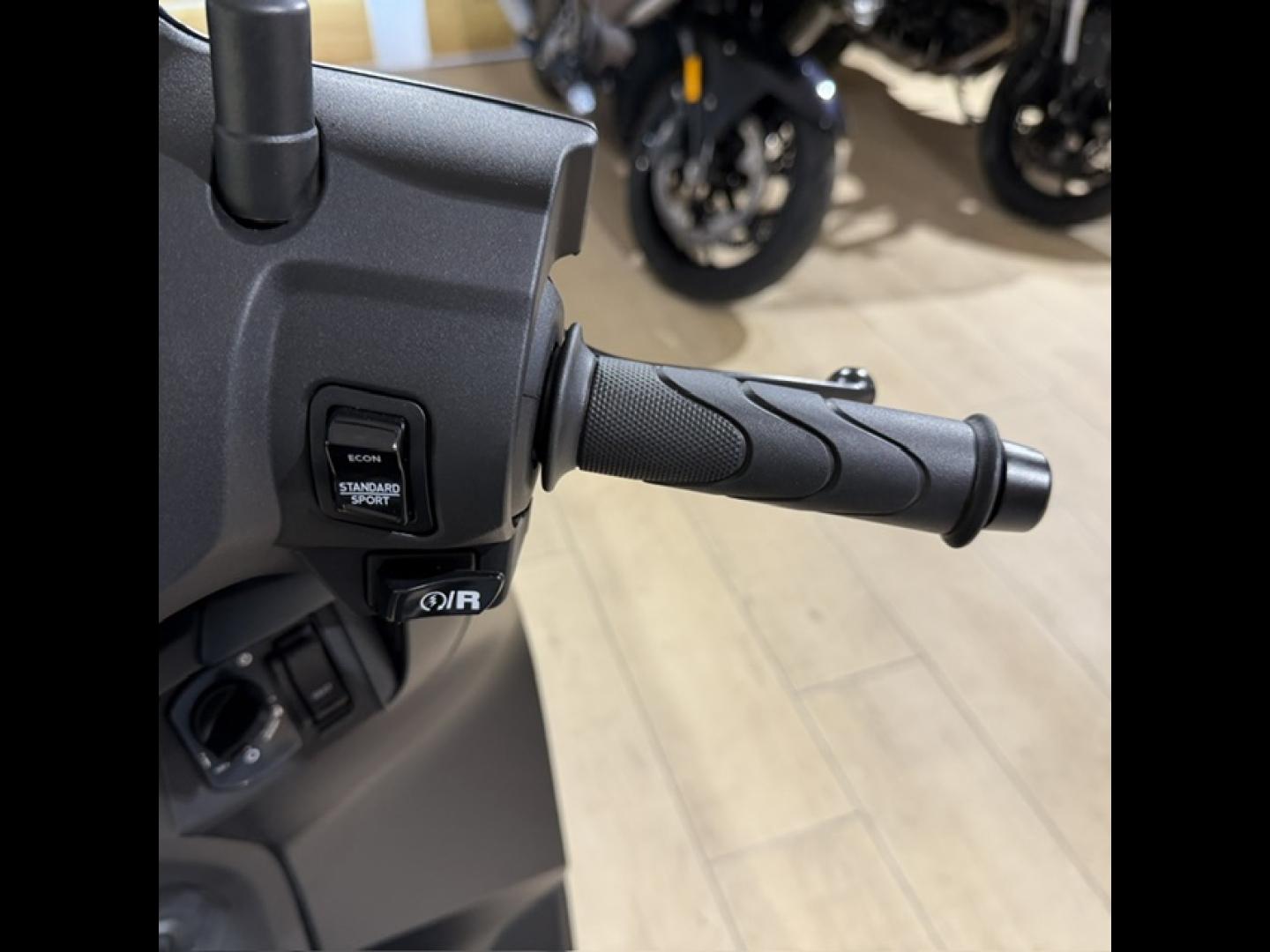 Image HONDA Cuv e