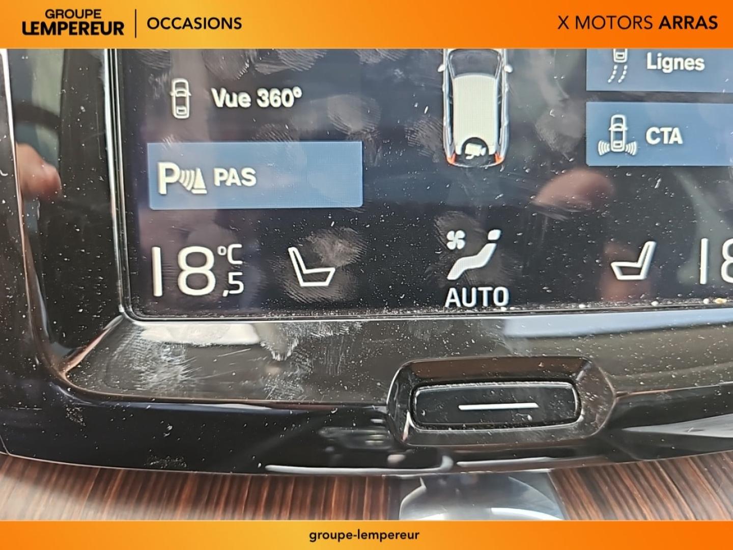 Image VOLVO XC60 T8 Twin Engine 303 + 87ch Inscription Luxe Geartronic